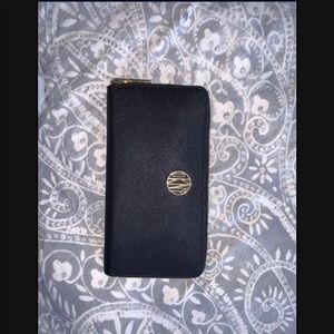 DKNY Wallet